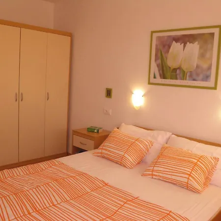 Apartment Suzy With Private Parking *