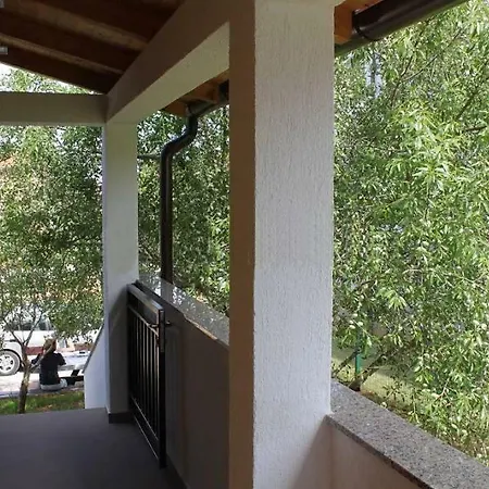 Suzy With Private Parking Fažana